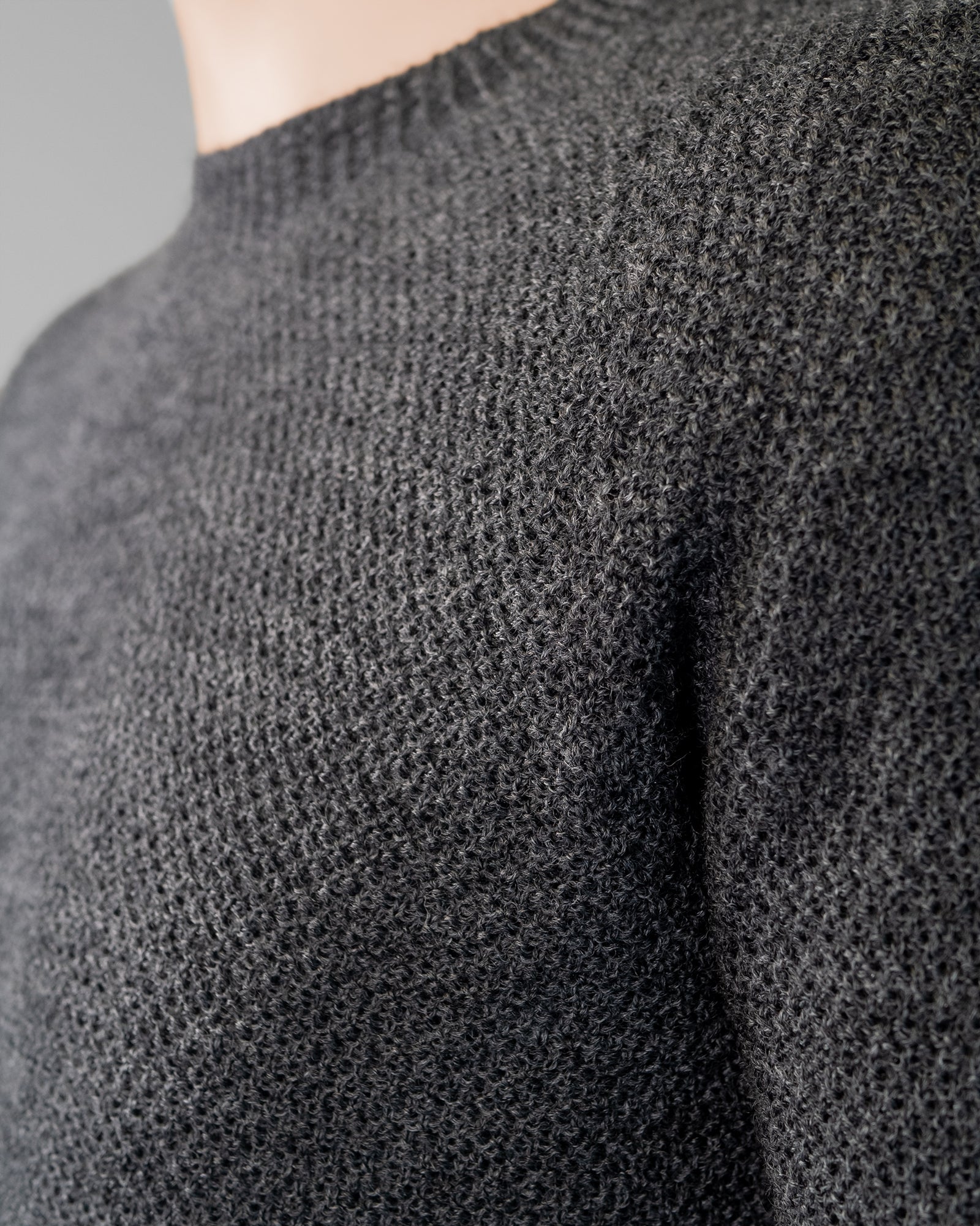 MERINO/ ALPACA MOSS STICH CREW