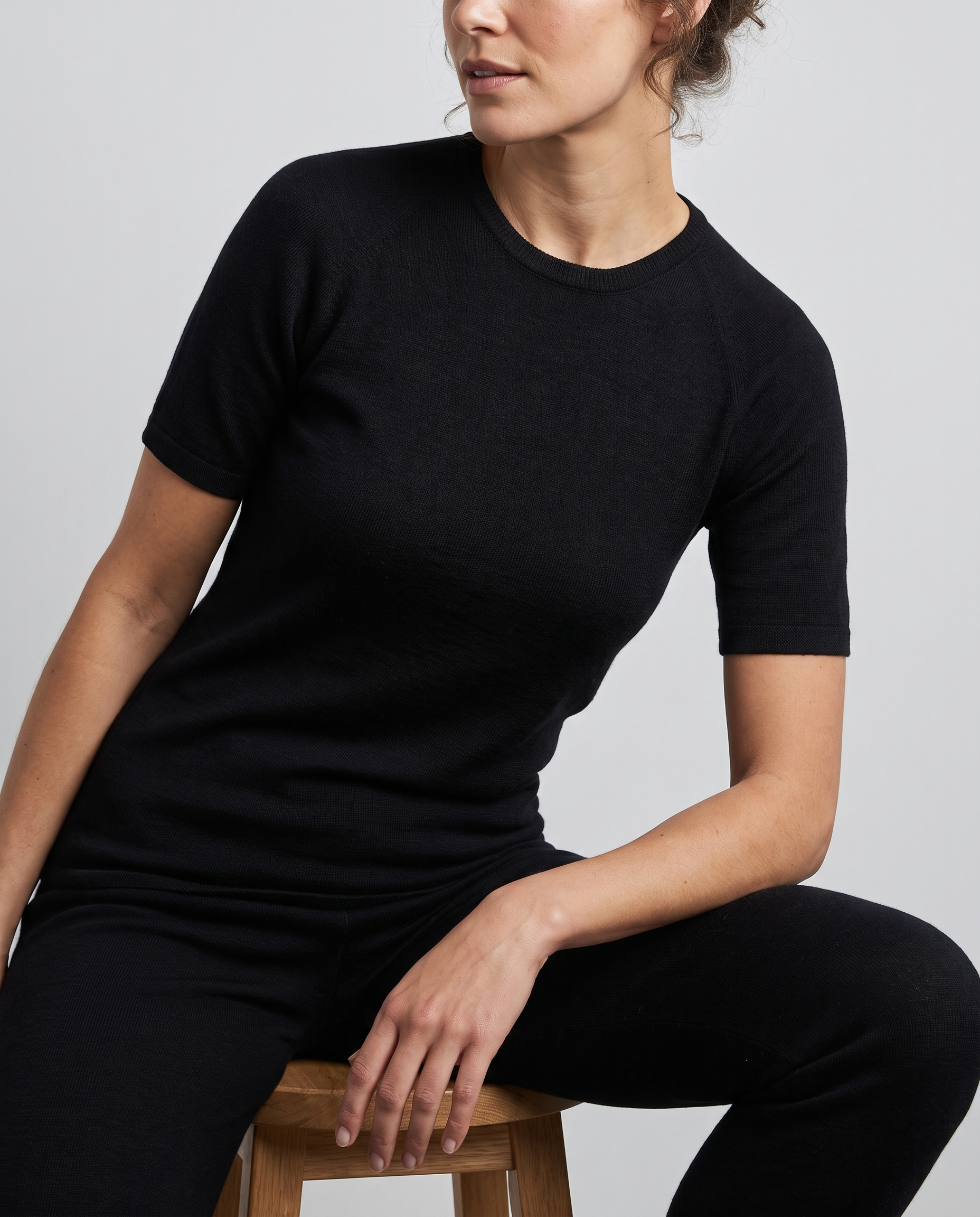SUPERFINE MERINO SHORT SLEEVE CREW WOMENS
