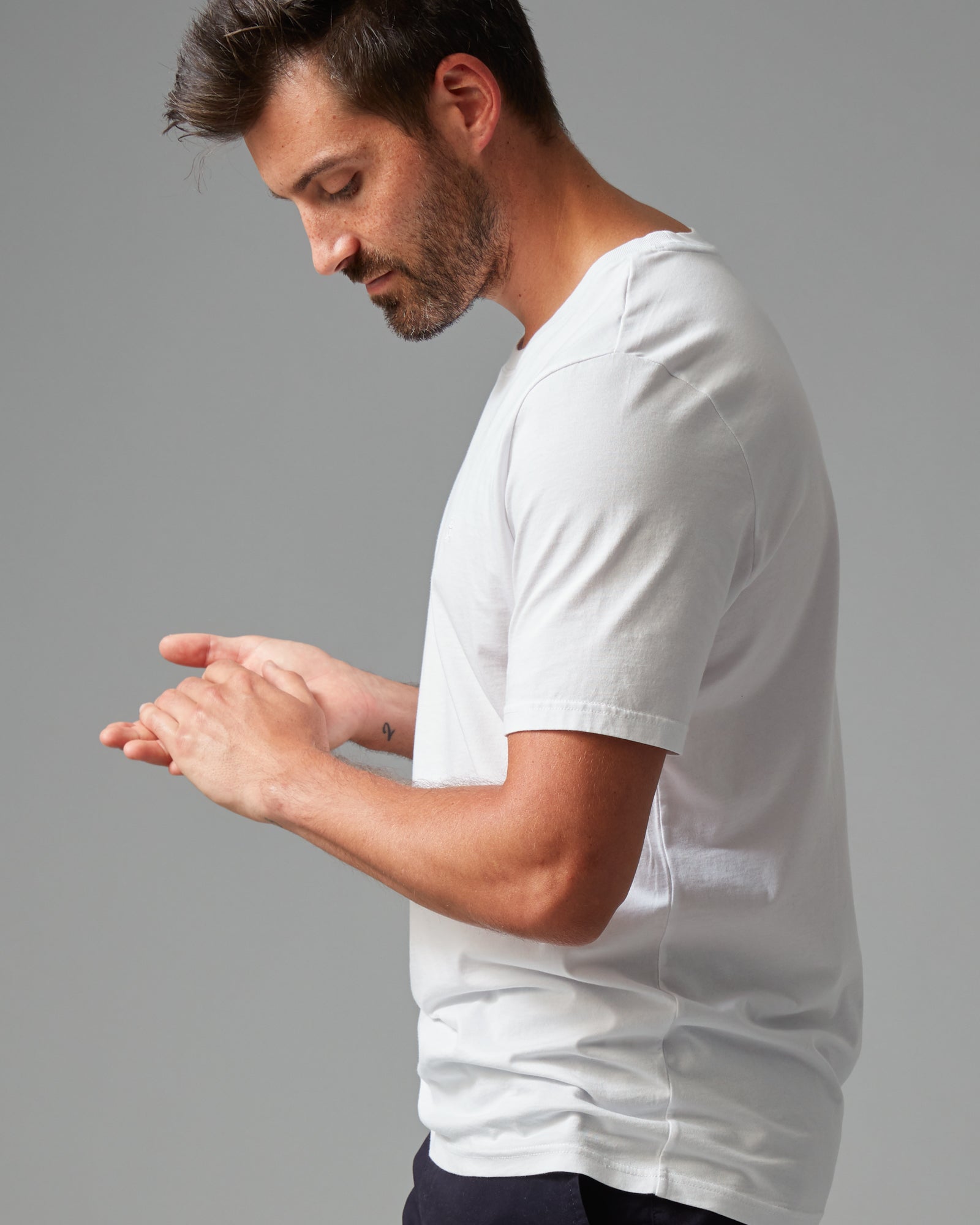 SUPIMA COTTON SS CREW NECK TEE