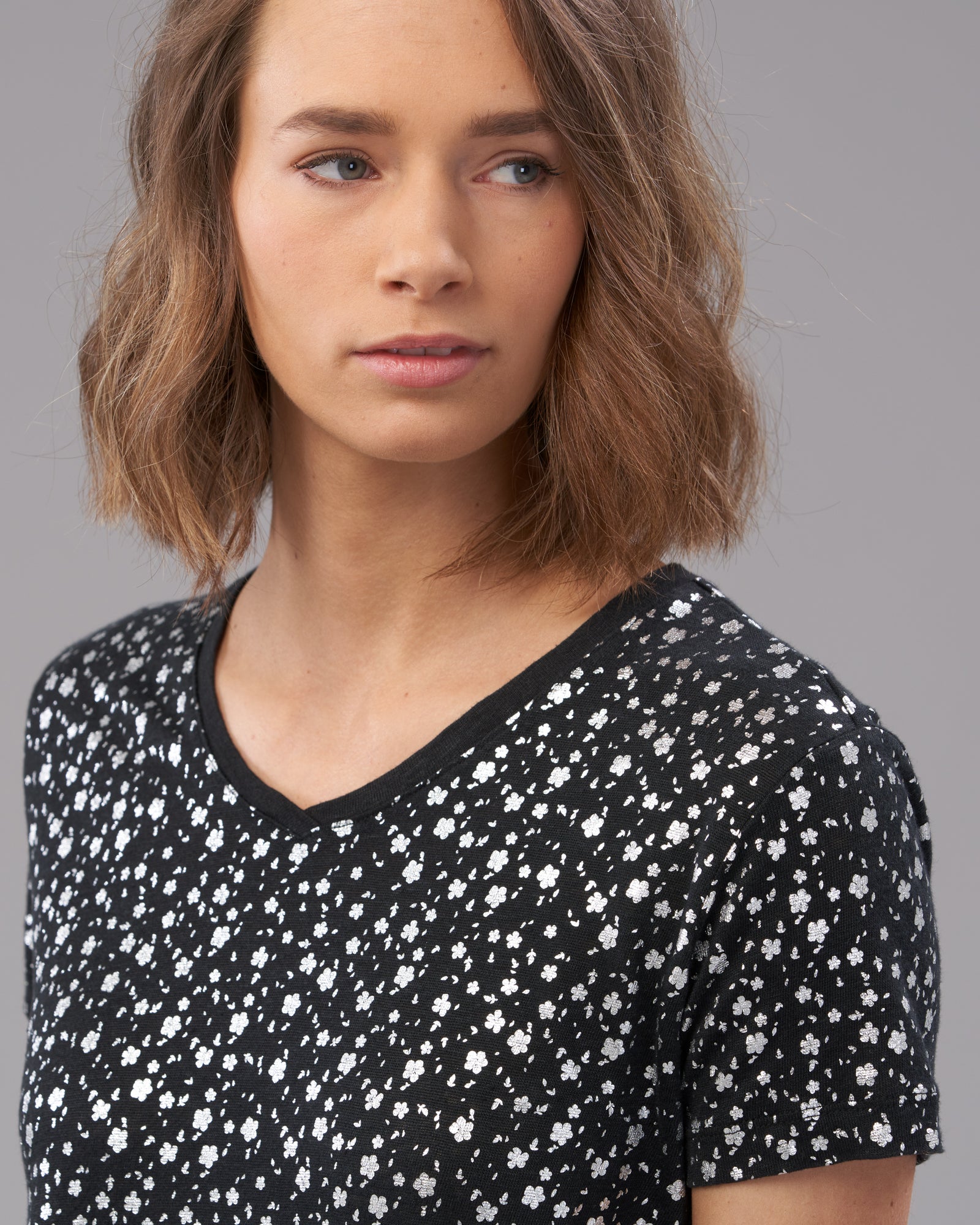 LINEN BLOSSUM FOIL PRINT TEE - Wild South Clothing