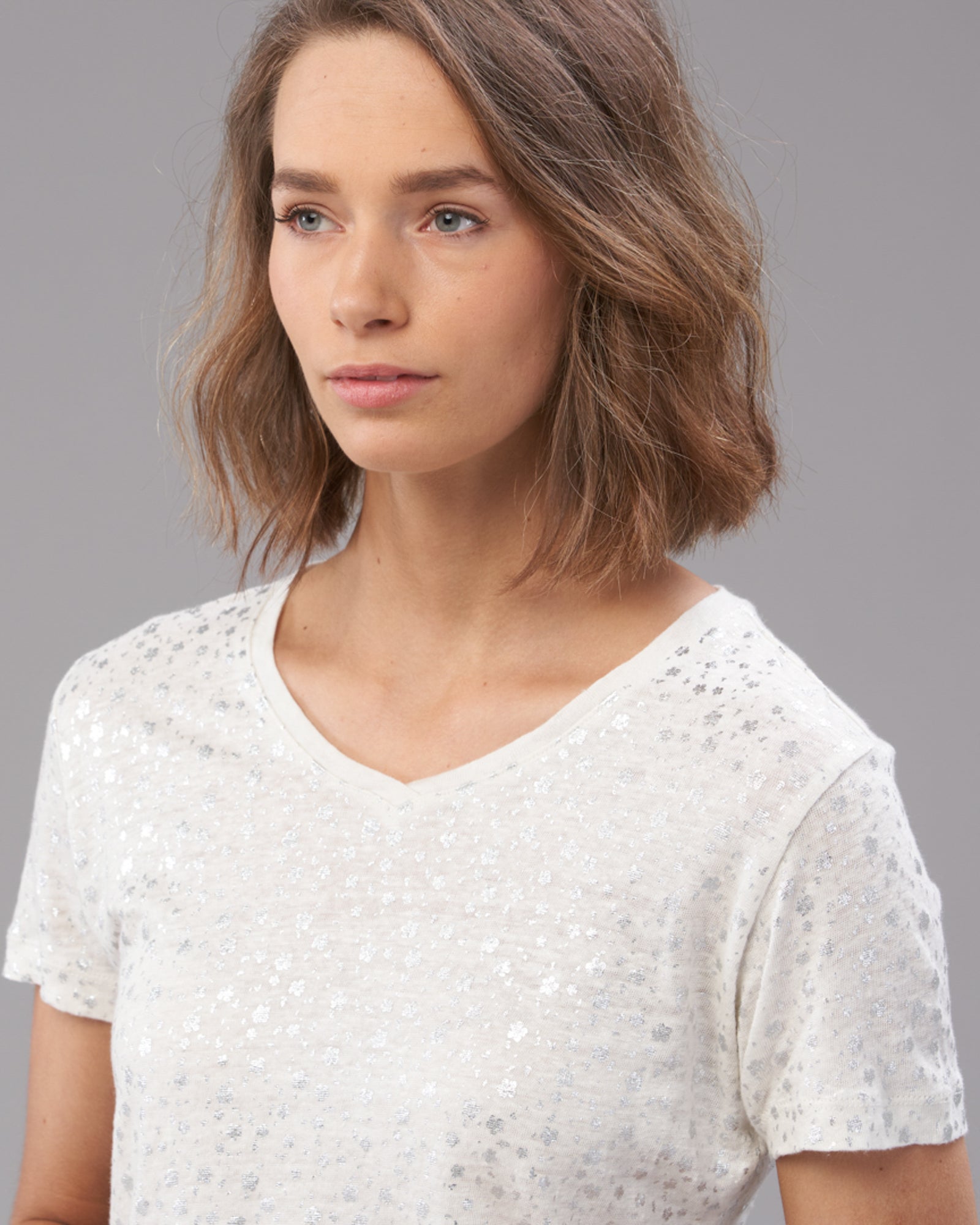 LINEN BLOSSUM FOIL PRINT TEE - Wild South Clothing