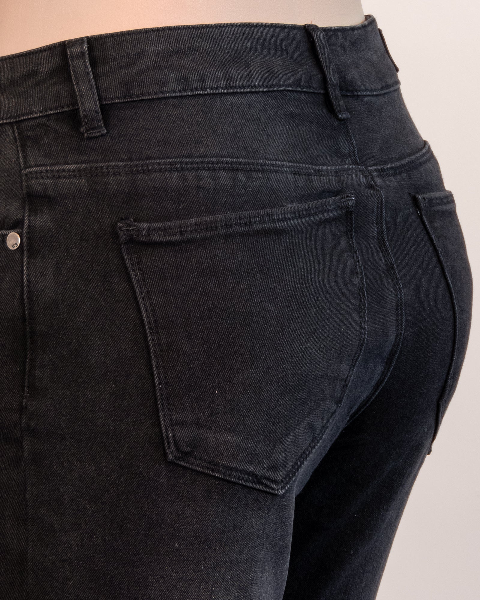 DENIM SHORT