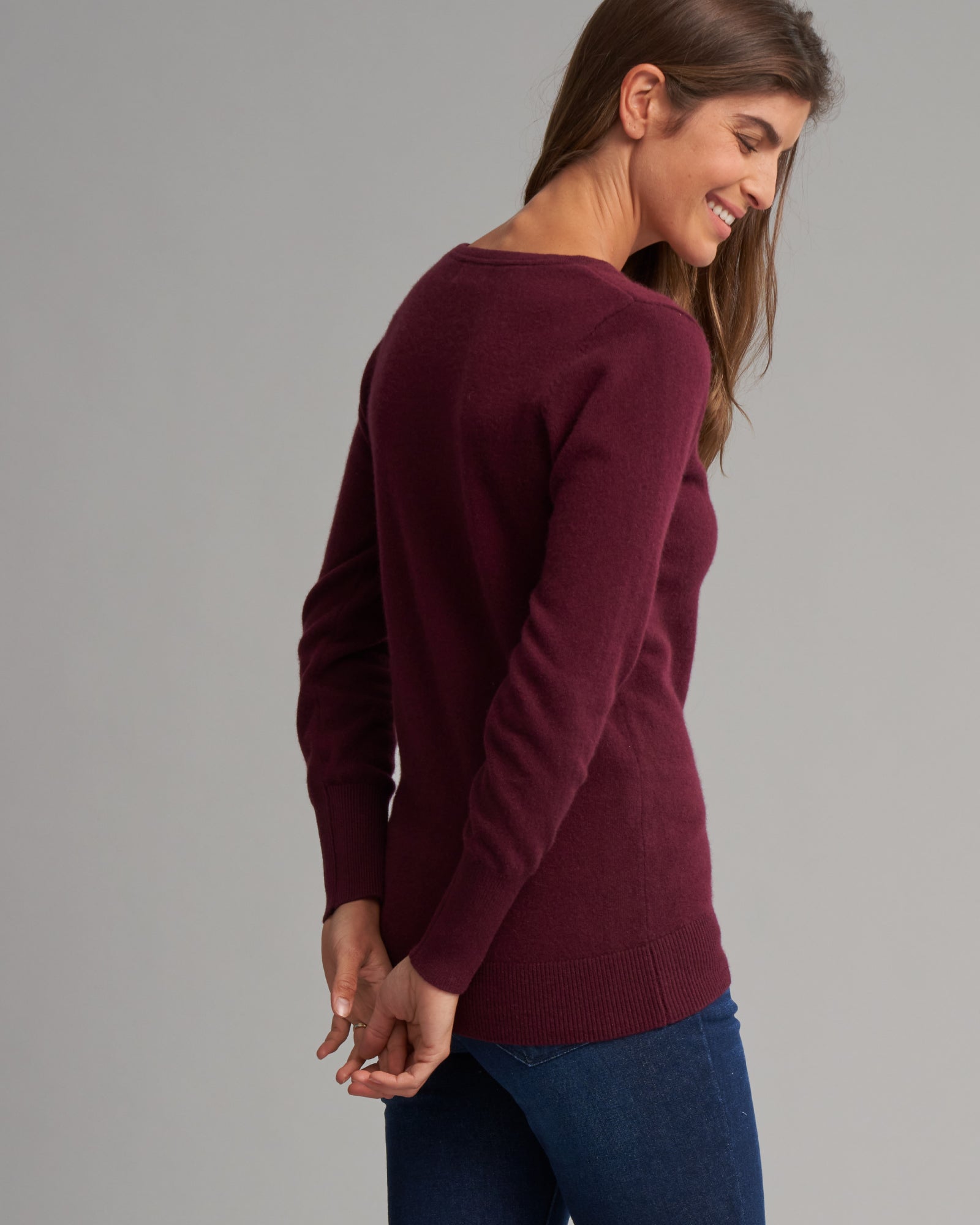CASHMERE  NTH CANTERBURY VEE - Wild South Clothing